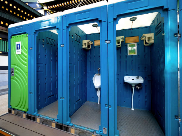 Best Portable restroom trailer rental  in Washington, KS
